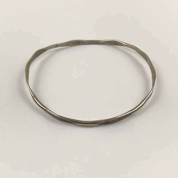Vintage Simple Silver Bangle Bracelet - Picture 3 of 6